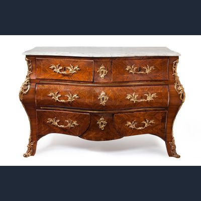 French Louis Quinze commode