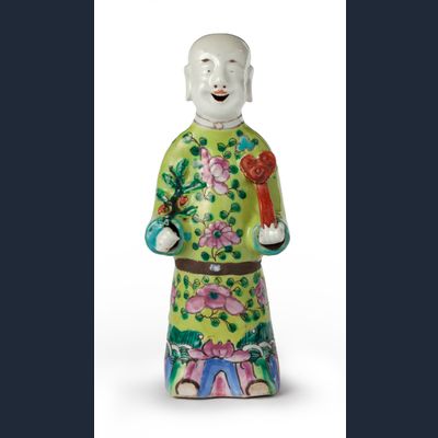 Chinese figure of a dignitary