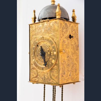 Een uniek miniatuur renaissance wandklokje, Zuid Duits, ca. 1600.