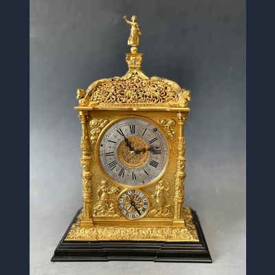 Reisewecker im Renaissance-Stil, signiert Ludwig Lenbach, München, ca. 1860.