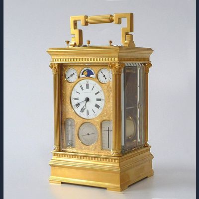 Een ingenieuze Franse petite sonnerie reisklok, gesigneerd Victorien Boseet, Parijs 1870-1880.