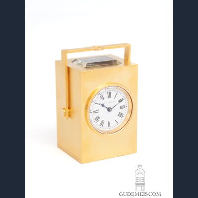 Een klein Frans verguld messing reisklokje, Paul Garnier.