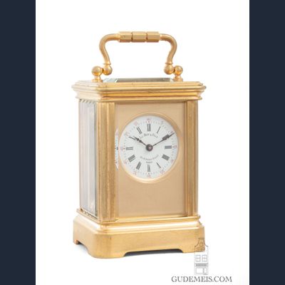 Een miniatuur Frans verguld messing reisklokje Le Roy & Fils, circa 1890.