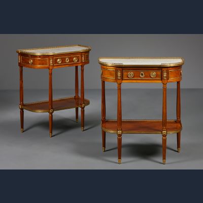 Paar Franse Louis XVI consoles dessertes