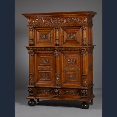 Hollandse Renaissance vierdeurs kolommenkast