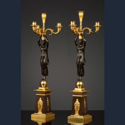 Paar französische Empire Kandelaber mit vier Leuchten
