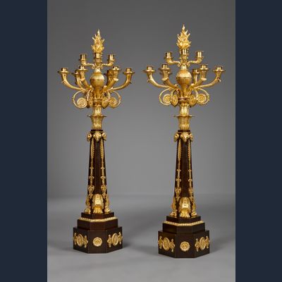 Paar grote Franse Restauration kandelabers