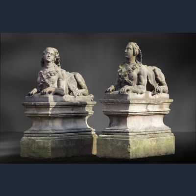 Paar Franse Zandstenen Sfinxen