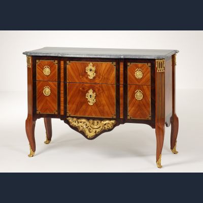 Dutch Transition Breakfront Commode