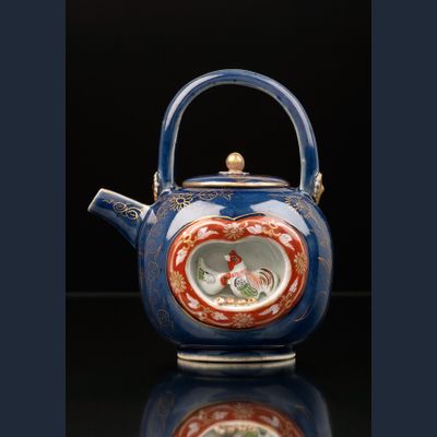 Japanese Porcelain Edo Teapot