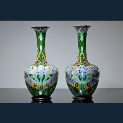 Stel aardewerken vazen door Wed. N.S.A. Brantjes & Co, model 503, circa 1900