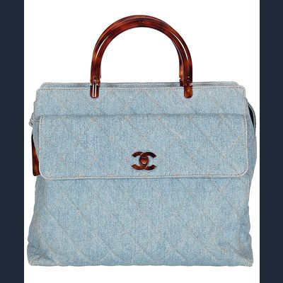 Chanel Denim Handtas met Schildpad Handgrepen