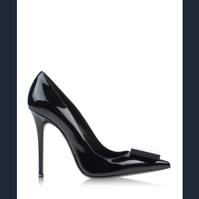 Acne Studios Andrea Pumps in Zwart Lakleer