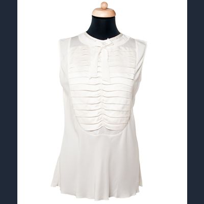 Chanel White Silk Sleeveless Pleated Bow Blouse