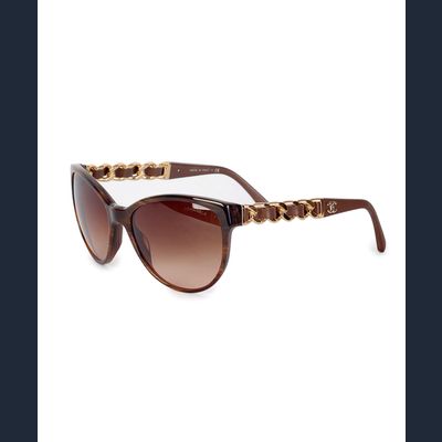 Chanel Cat Eye Sunglasses 5215Q