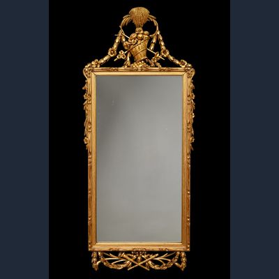 Een Hollandse Louis Seize spiegel.