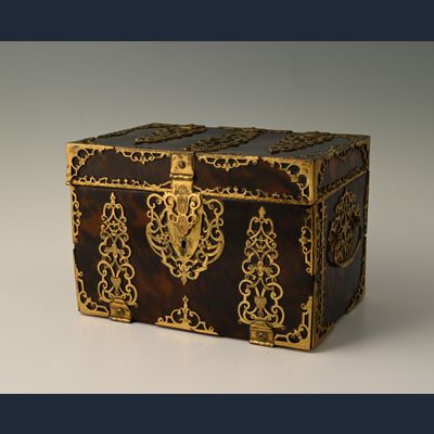 Een zeldzaam en zeer fraai documentenkistje