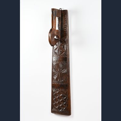 Een Scandinavische 18de eeuwse mangelplank