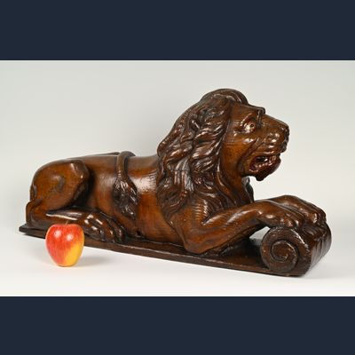 LION,  wooden statue for on the rudder at the stern of a wooden ship.