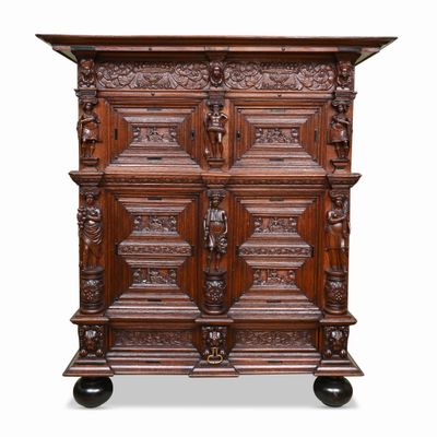 17de eeuwse  Hollandse Beeldenkast