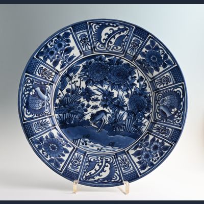 A large Japanese Arita dish