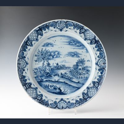 A beautiful Delftware dish