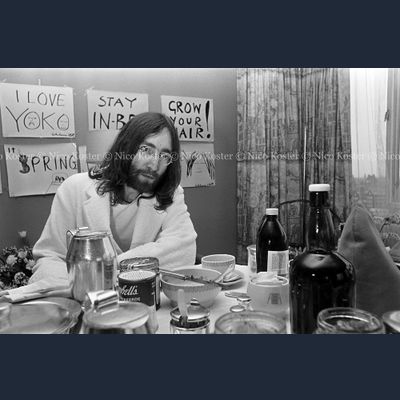 John Lennon & Yoko Ono - Peace - Kamer 902 Hilton # 15