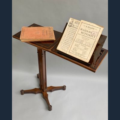 Charles X muziek- of leestafel