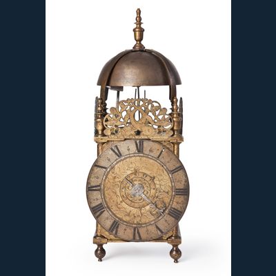 Een vroege Engelse lantaarnklok met Italiaans slagwerk, by John Pleydell, omstreeks 1675