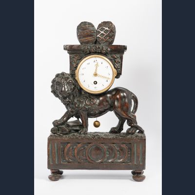 Nice French Louis XVI Small Wooden Lion Pendule, circa 1770