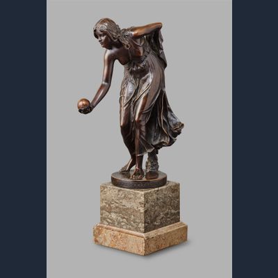 WalterScott KugelSpielerin Patinated Bronze