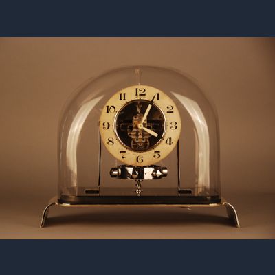 m134 Atmos Reutter 'Radiologie' PO1, skelet wijzerplaat en glazen stolp, Reutter nr. 2253, Frankrijk ca.1930.