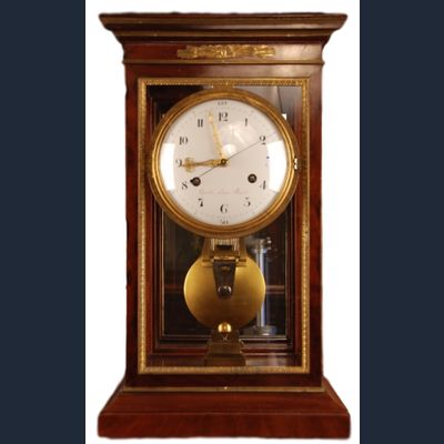 T04 French ormolu mounted glazed mahogany regulator, ca. 1780.