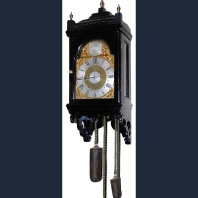 w25 Engels wandklokje (Hoodclock)