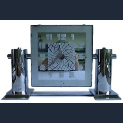 M75 Chrome Electric Mantle Clock