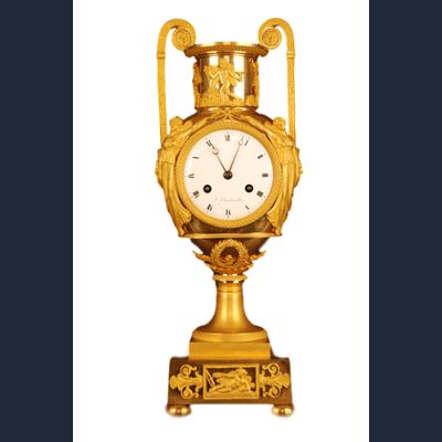 PV05 Vaaspendule met vergulde behuizing