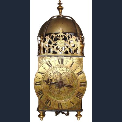 LA09 One hand lantern clock