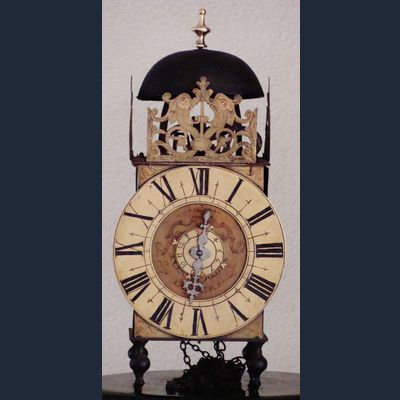 LA11 Eenwijzerige Lantaarnklok in ongerepte staat