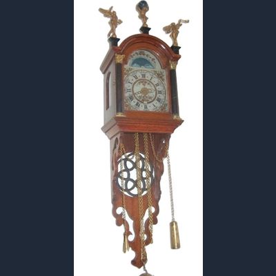 DW04 Dutch 'staartschipper' with date and moondial