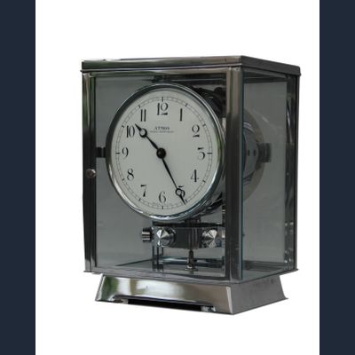 M136 Chrome plated art deco J. L. Reutter ENAMELED DIAL four-glass Atmos clock