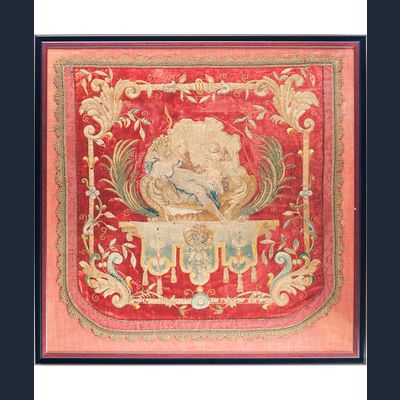 Louis XIV Geborduurd Paneel met Venus en Amor en Twee Wapenschilden