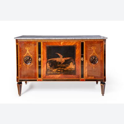 Louis Seize commode with Japanese Lacquer panels and marble top