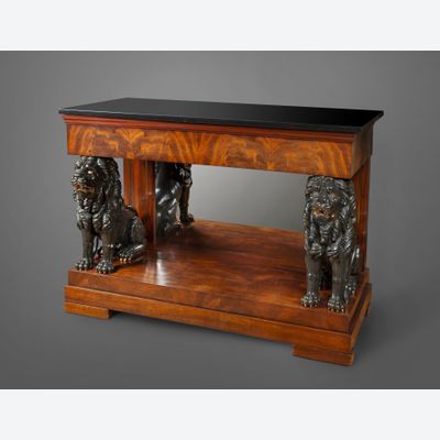 Empire console with seated carved wooden lions