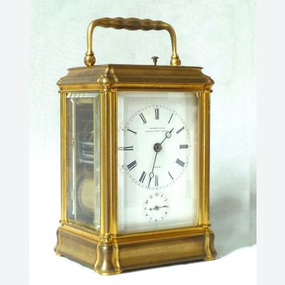 A gilt gorge case carriage clock, alarm and striking, Le Roy et Fils, Paris 1870.