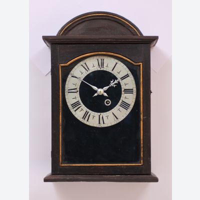 Een Zwitserse provinciale 'Religieuse' wandklok, circa 1680