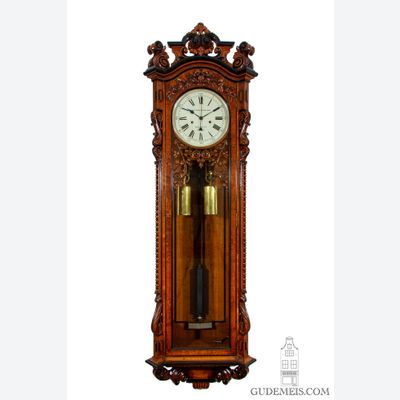 Een monumentale Engelse eikenhouten wandregulateur, Amstrong Manchester, circa 1880