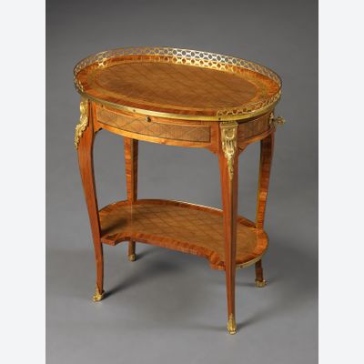 Klein Frans Transition Tafeltje, gestempeld N Petit JME