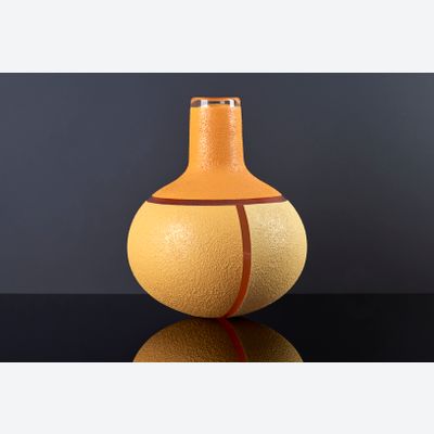 Mieke Groot (Alkmaar 1949), unique, clear glass, bottle shape vase.