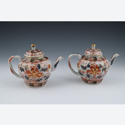 A pair of Chinese porcelain  Imari teapots