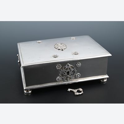 Koloniaal zilveren sirih kistje